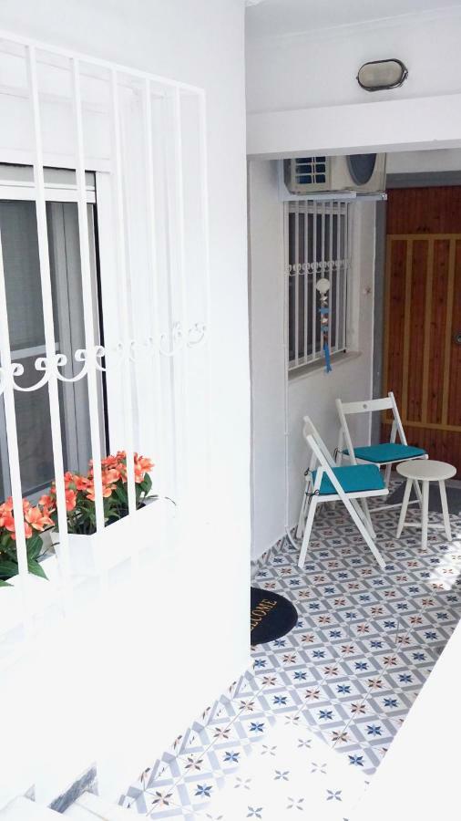 Апартаменты Cycladic Style Apt In Афины Экстерьер фото