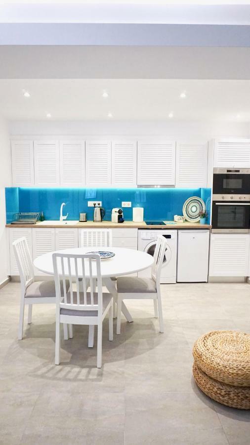Апартаменты Cycladic Style Apt In Афины Экстерьер фото